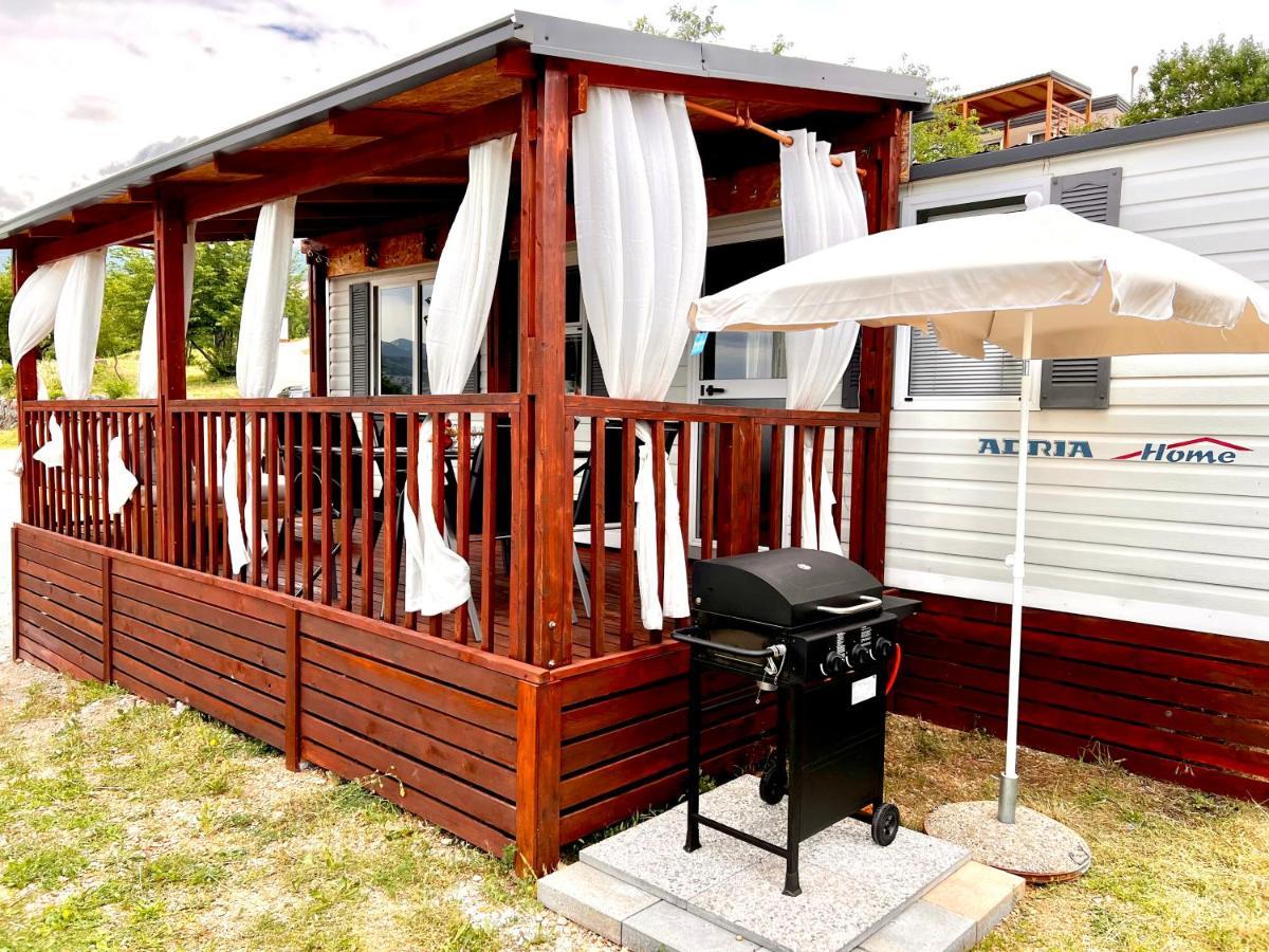 Mobile Home Nebo Luxus Klenovica Esterno foto