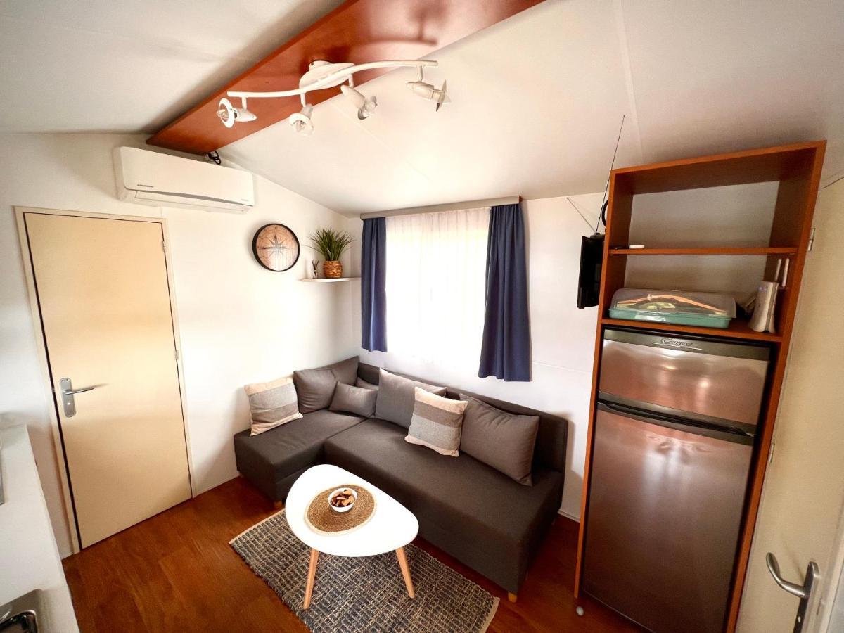Mobile Home Nebo Luxus Klenovica Esterno foto